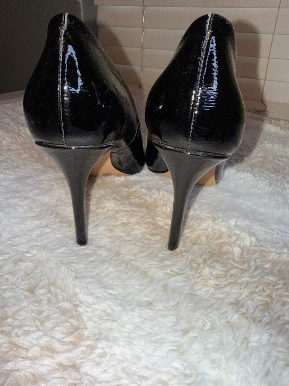 Vince Camuto Black Patent Pointed Pumps